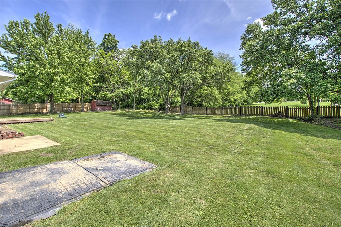 888 McKinney Lane Decatur, IL 62522 - Photo 28 of 30