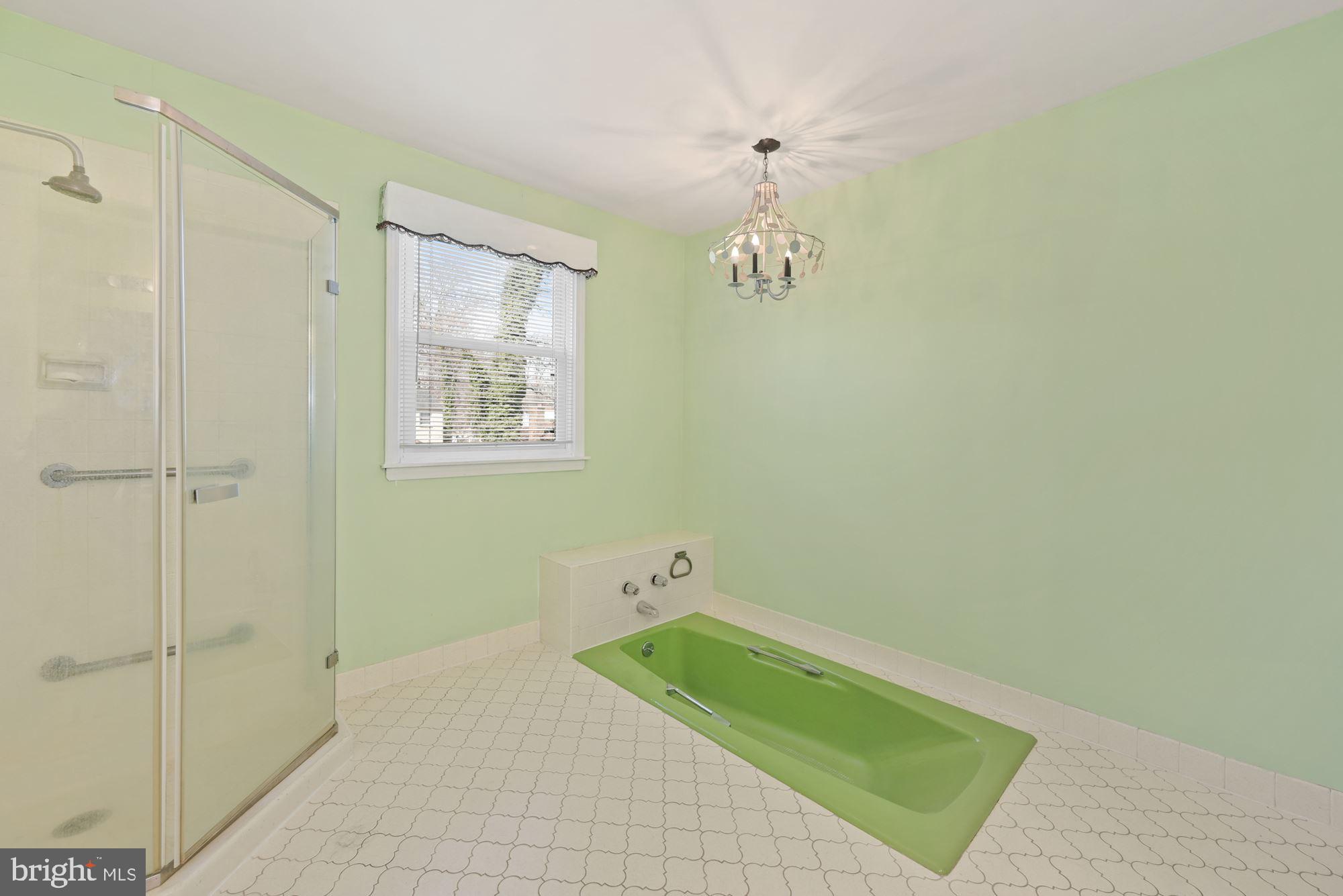 18 Holden Road Cherry Hill, NJ 08034 - Photo 12 of 32 Gallery Image 12