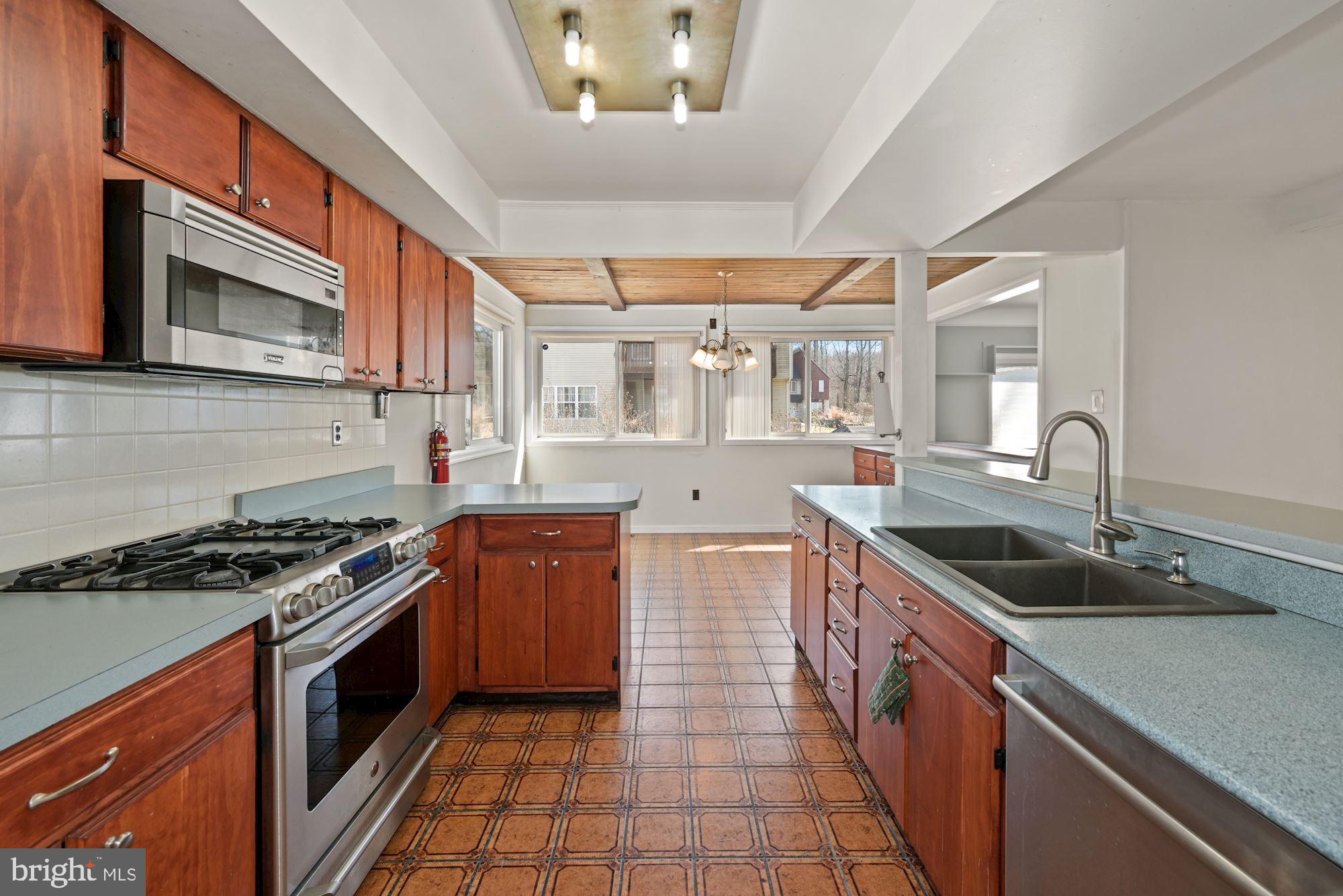 18 Holden Road Cherry Hill, NJ 08034 - Photo 25 of 32 Gallery Image 25