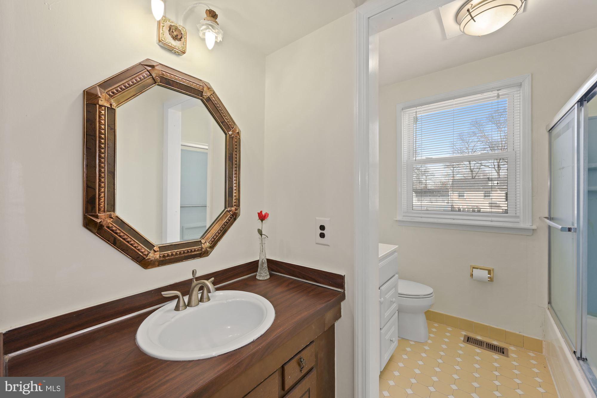 18 Holden Road Cherry Hill, NJ 08034 - Photo 7 of 32 Gallery Image 7
