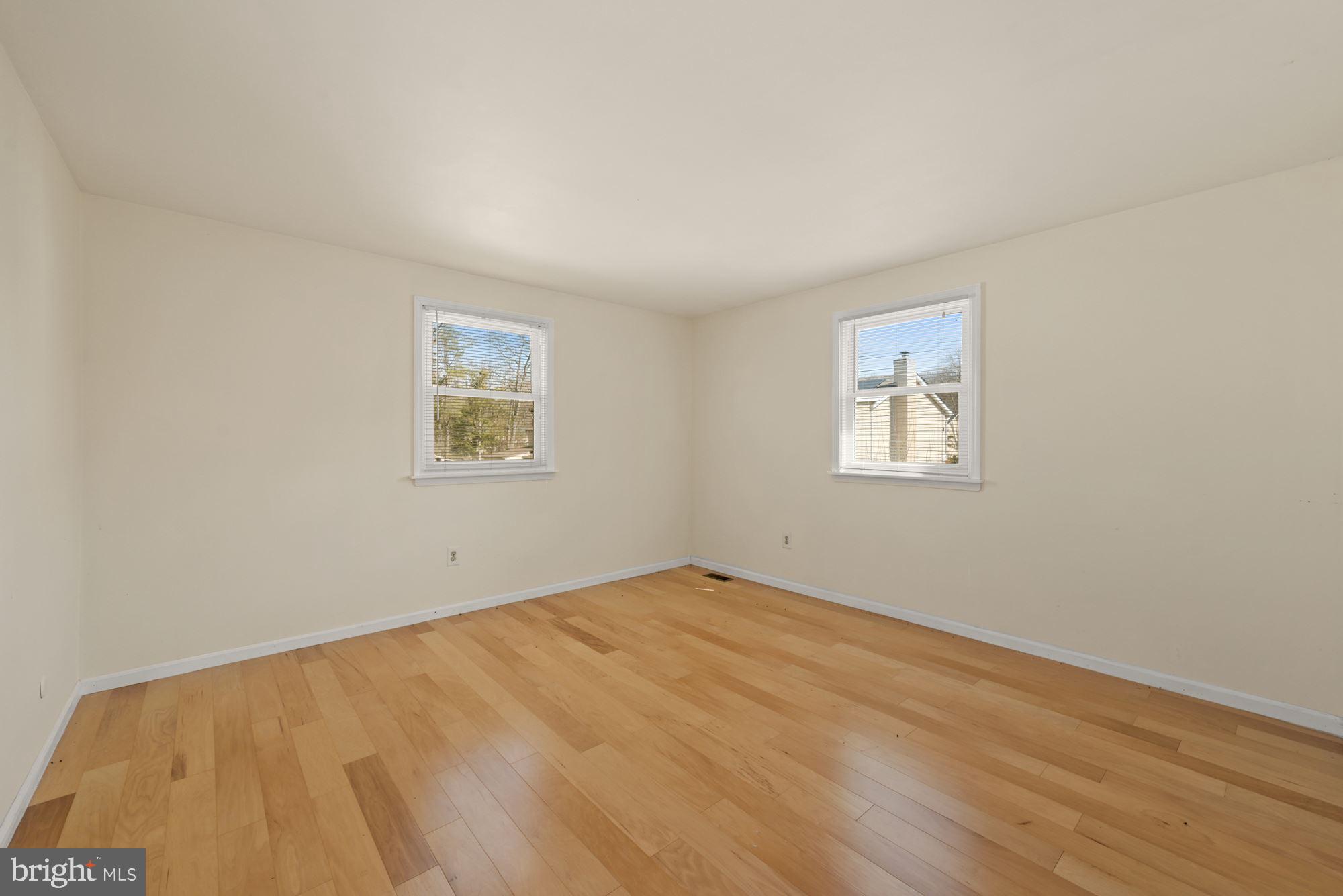 18 Holden Road Cherry Hill, NJ 08034 - Photo 9 of 32 Gallery Image 9