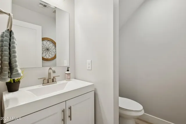 $635,000 | 2604 North 27th Street, Unit 1, Phoenix, AZ 85008