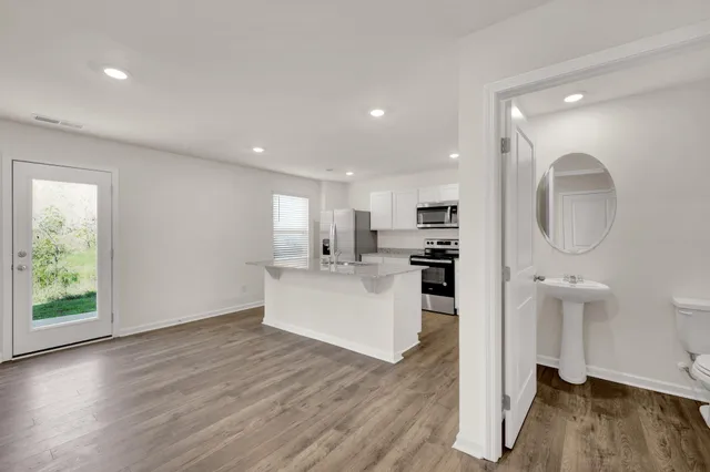 $311,120 | 272 Crescent Circle, Niota, TN 37826