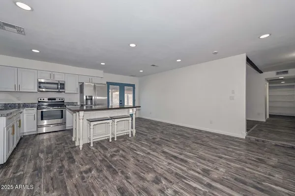 $385,000 | 4235 West Aster Drive, Phoenix, AZ 85029