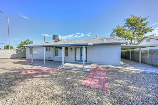 $385,000 | 4235 West Aster Drive, Phoenix, AZ 85029