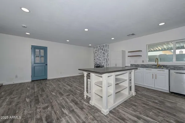 $385,000 | 4235 West Aster Drive, Phoenix, AZ 85029