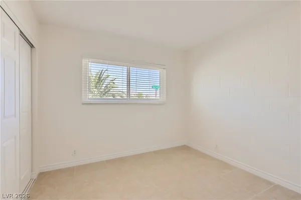 $1,695 | 4820 Marnell Drive, Las Vegas, NV 89121