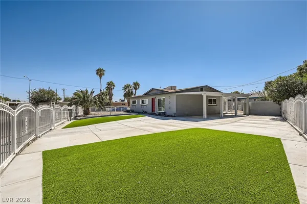 $1,695 | 4820 Marnell Drive, Las Vegas, NV 89121