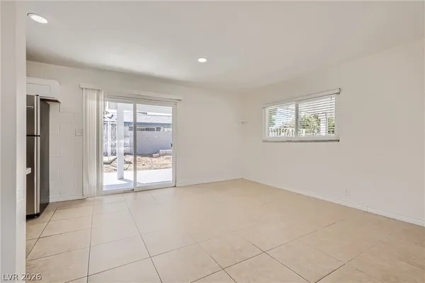 $1,695 | 4820 Marnell Drive, Las Vegas, NV 89121