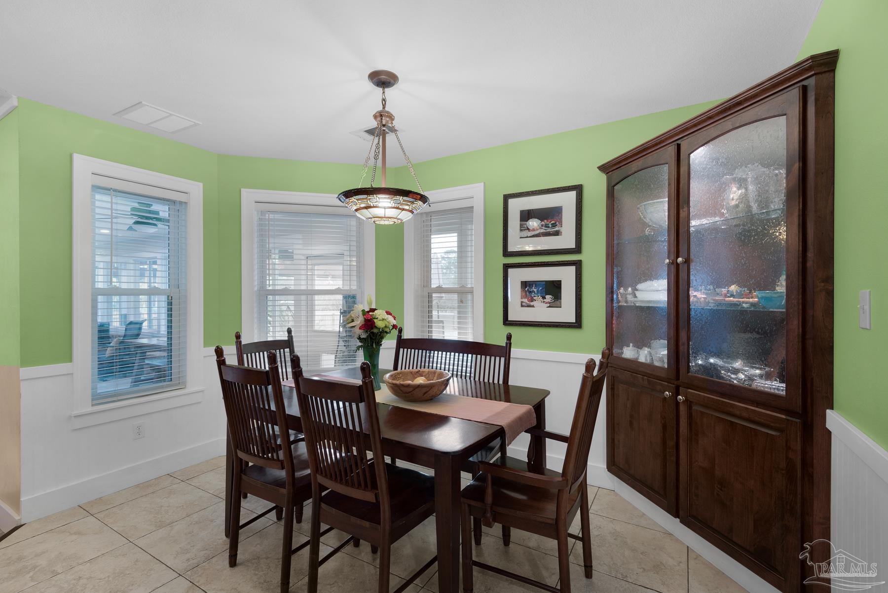 813 Copper Ridge Drive Cantonment, FL 32533 - Photo 17 of 45 Gallery Image 17