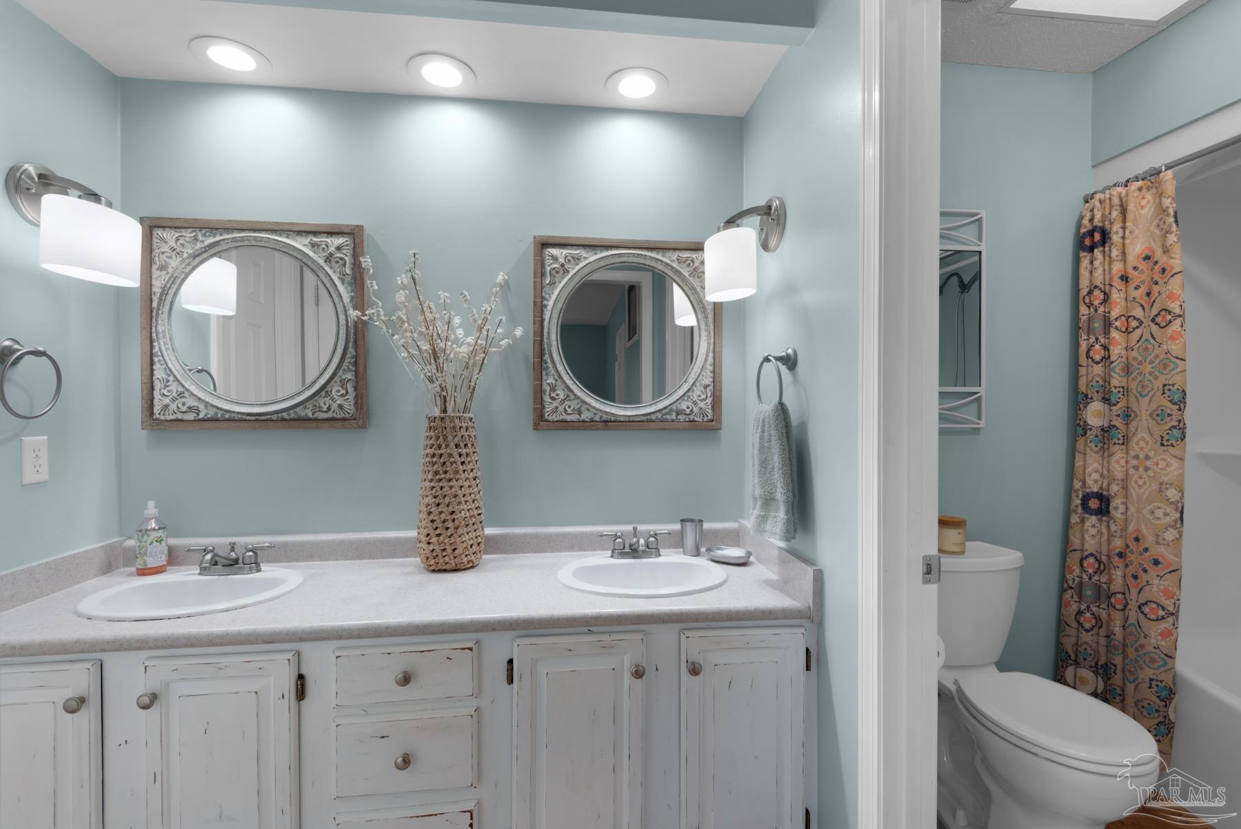813 Copper Ridge Drive Cantonment, FL 32533 - Photo 29 of 45 Gallery Image 29