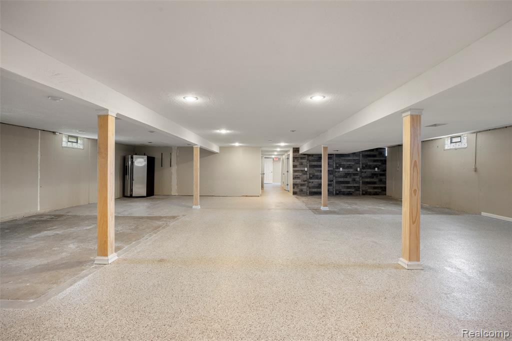 52909 10 Mile Road South Lyon, MI 48178 - Photo 24 of 54 Gallery Image 24