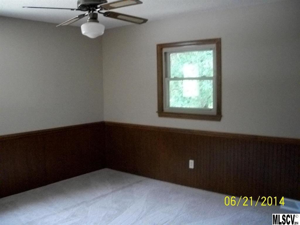 6427 Riverbend Road Claremont, NC 28610 - Photo 4 of 19 Gallery Image 4
