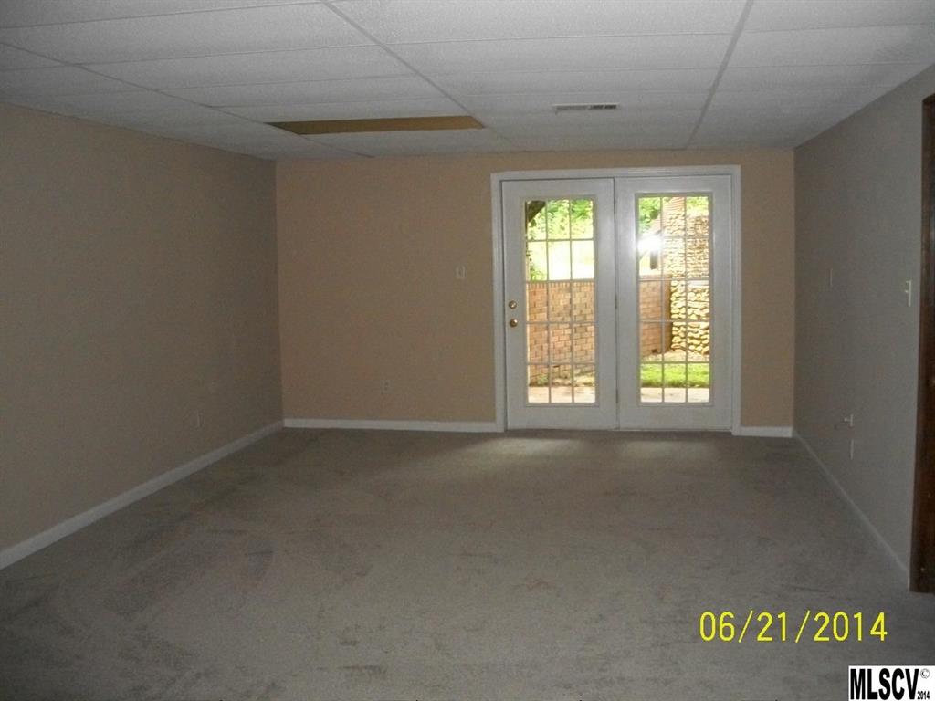 6427 Riverbend Road Claremont, NC 28610 - Photo 6 of 19 Gallery Image 6