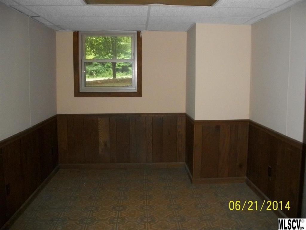 6427 Riverbend Road Claremont, NC 28610 - Photo 10 of 19 Gallery Image 10