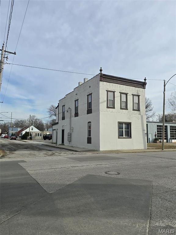 1223 West Main Street Belleville, IL 62220 - Photo 1 of 13