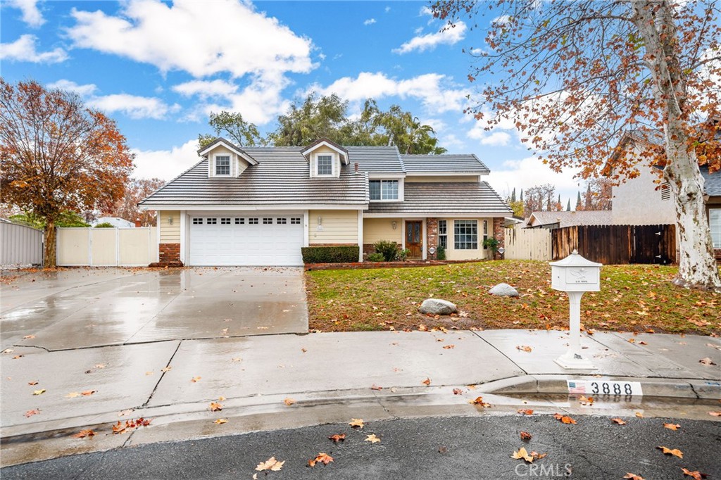 3888 Middleton Place Riverside, CA 92505 - Photo 1 of 1 front view of a house with a street