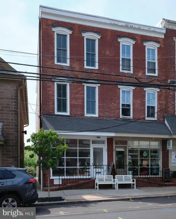 $2,750 | 32 South State Street, Unit 2, Newtown, PA 18940