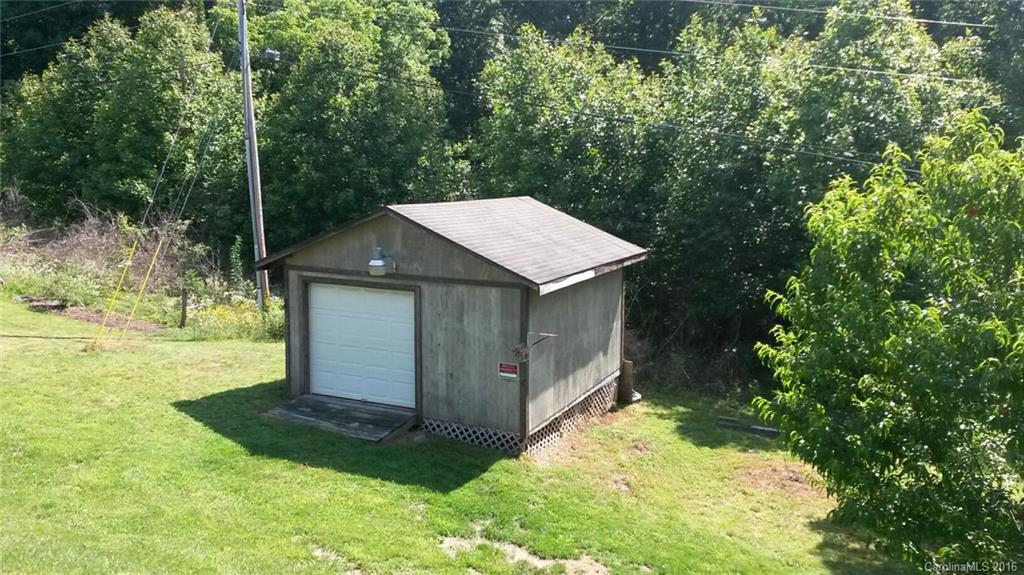 88 Austin Road, Unit 7 Clyde, NC 28721 - Photo 16 of 18