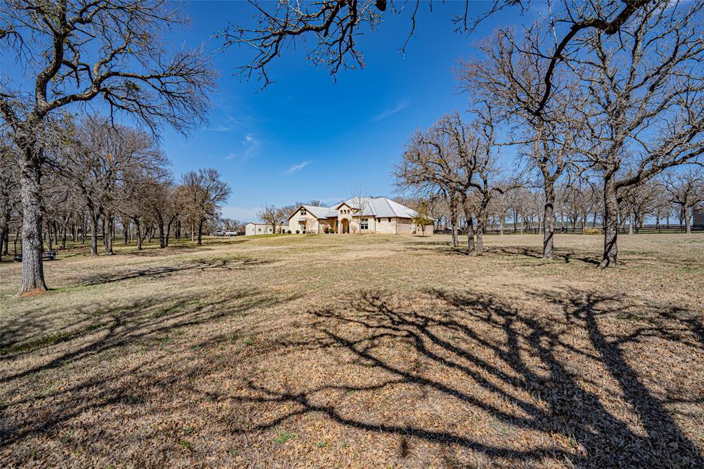 3250 Neri Road Granbury, TX 76048 - Photo 4 of 36