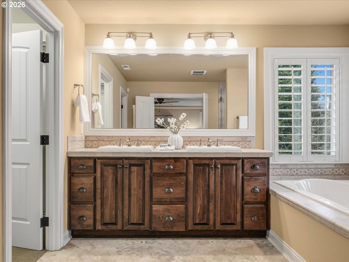 2520 Northwest 12th Circle Camas, WA 98607 - Photo 28 of 48