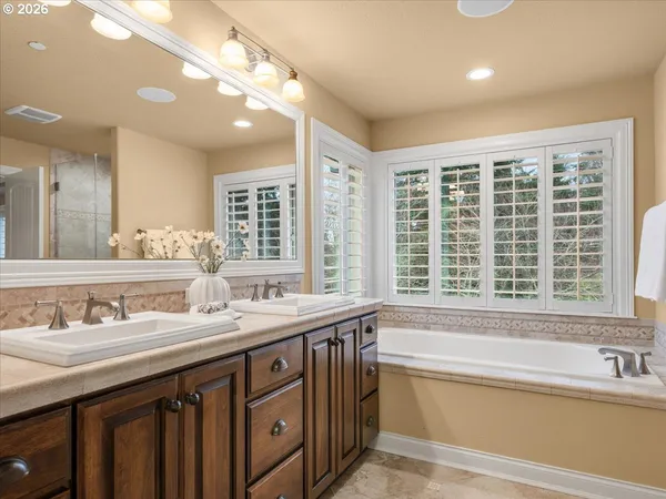 $1,135,000 | 2520 Northwest 12th Circle, Camas, WA 98607