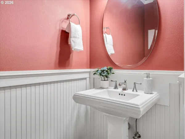 $1,135,000 | 2520 Northwest 12th Circle, Camas, WA 98607