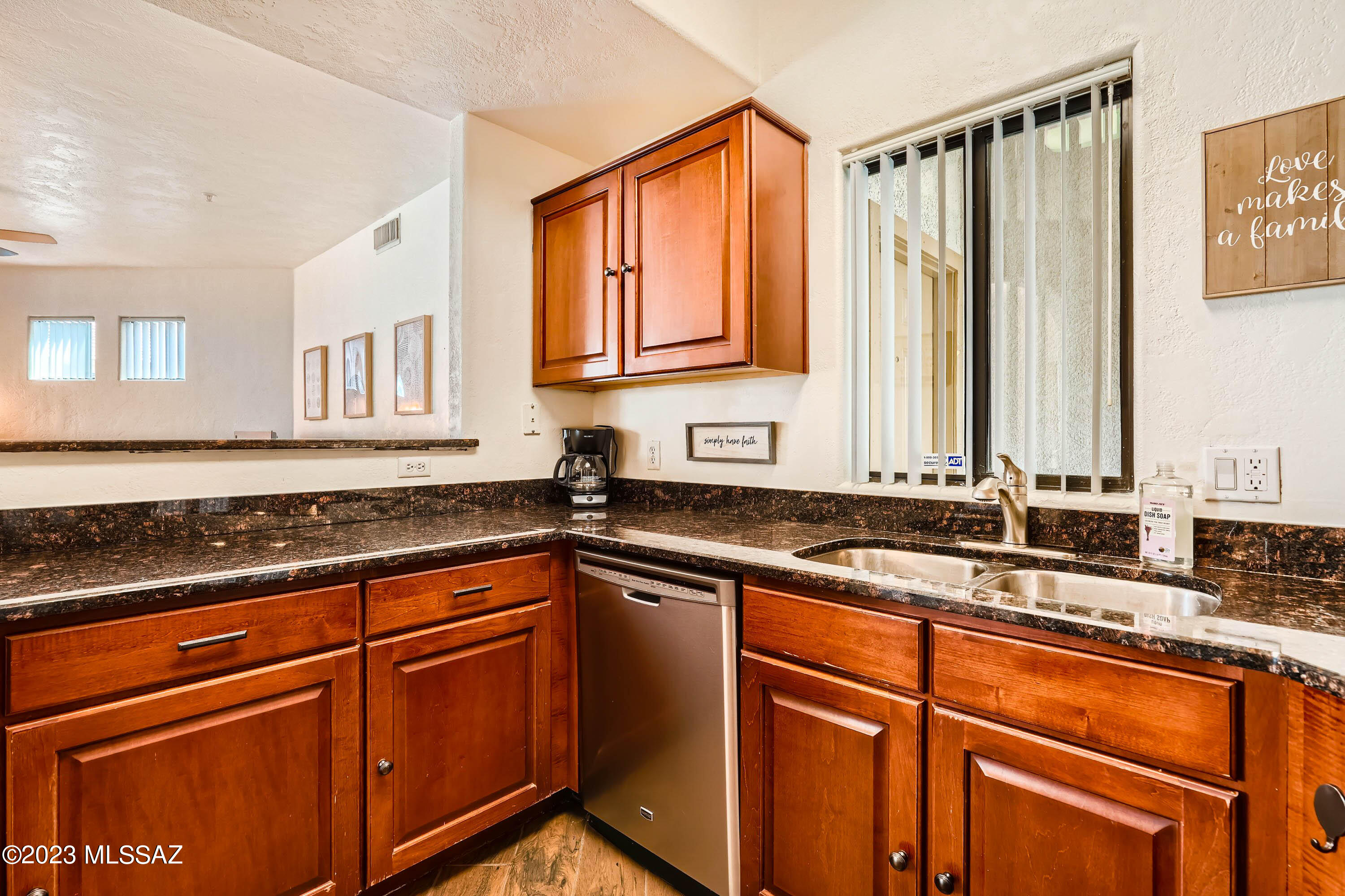2550 East River Road, Unit 1103 Tucson, AZ 85718 - Photo 3 of 33