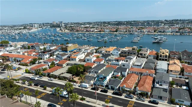 $4,200,000 | 1324 West Balboa Boulevard, Newport Beach, CA 92661