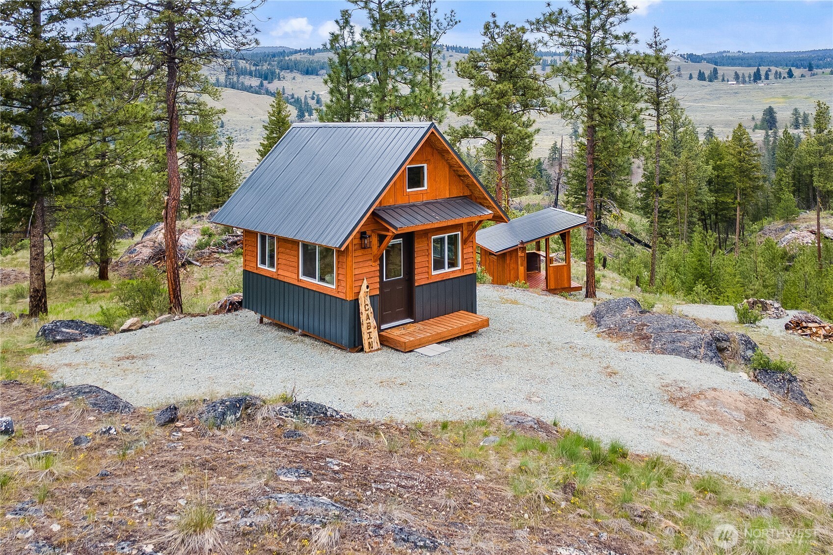 39 Homestead Spur Road Oroville, WA 98844 - Photo 1 of 37 Gallery Image 1