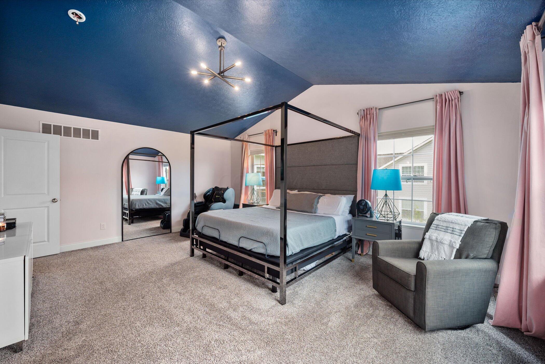 706 Bigham Ridge Boulevard Westerville, OH 43081 - Photo 32 of 62 Large private suite!