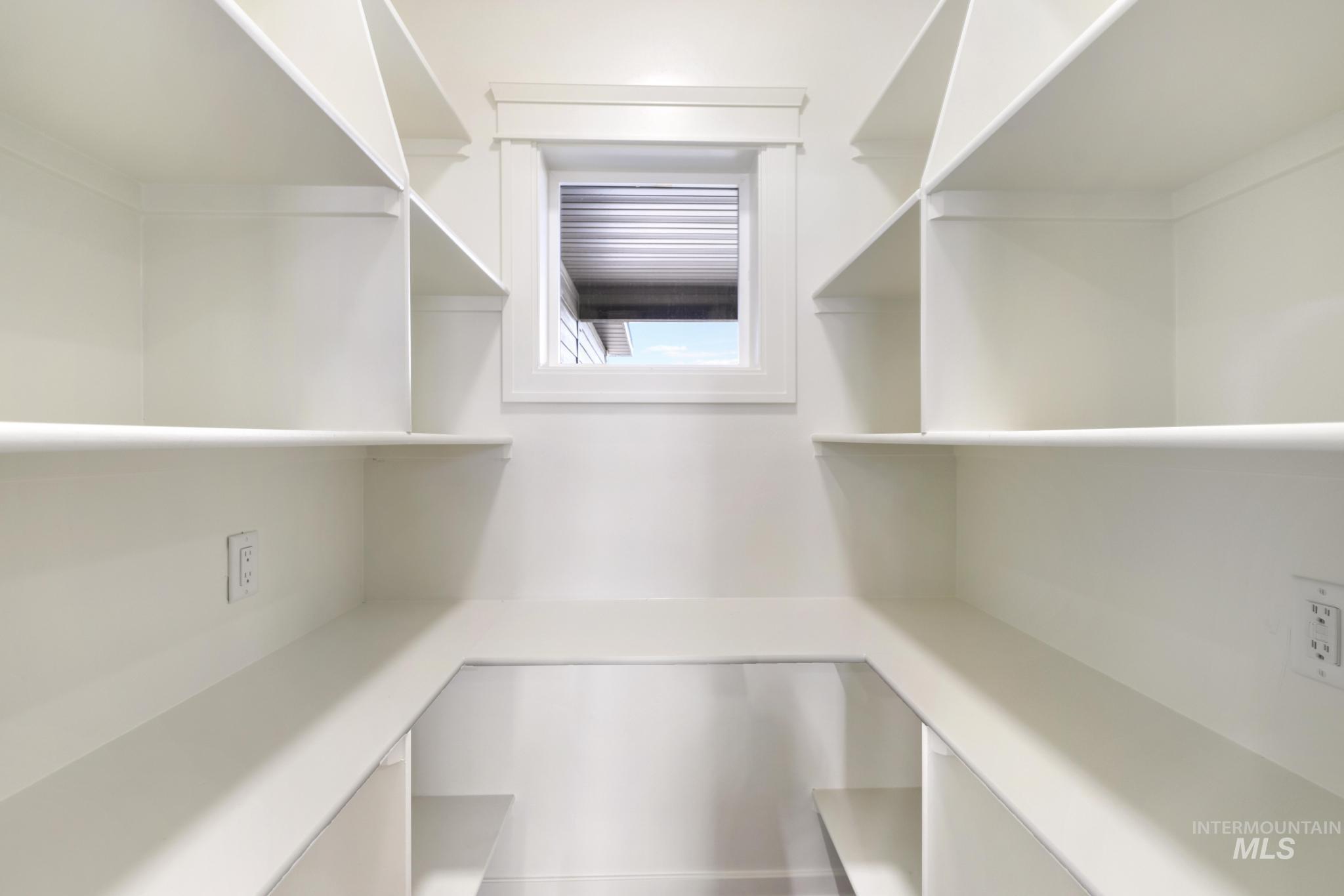 1316 K Street Rupert, ID 83350 - Photo 10 of 44 View of pantry