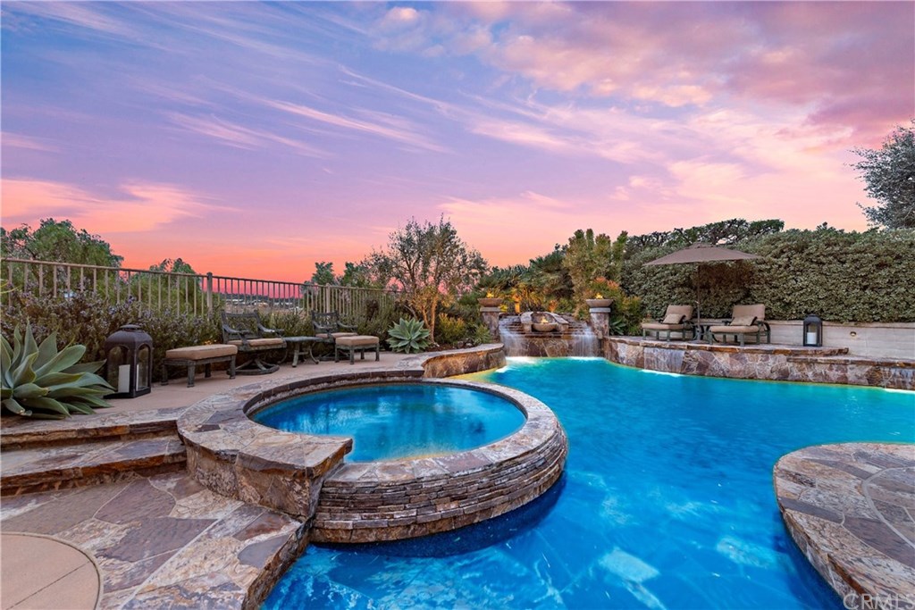 18 Calle Pacifica San Clemente, CA 92673 - Photo 42 of 75