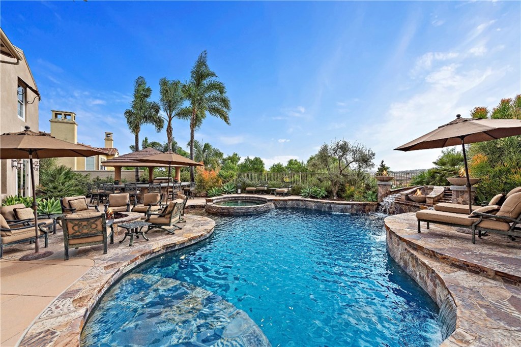 18 Calle Pacifica San Clemente, CA 92673 - Photo 49 of 75