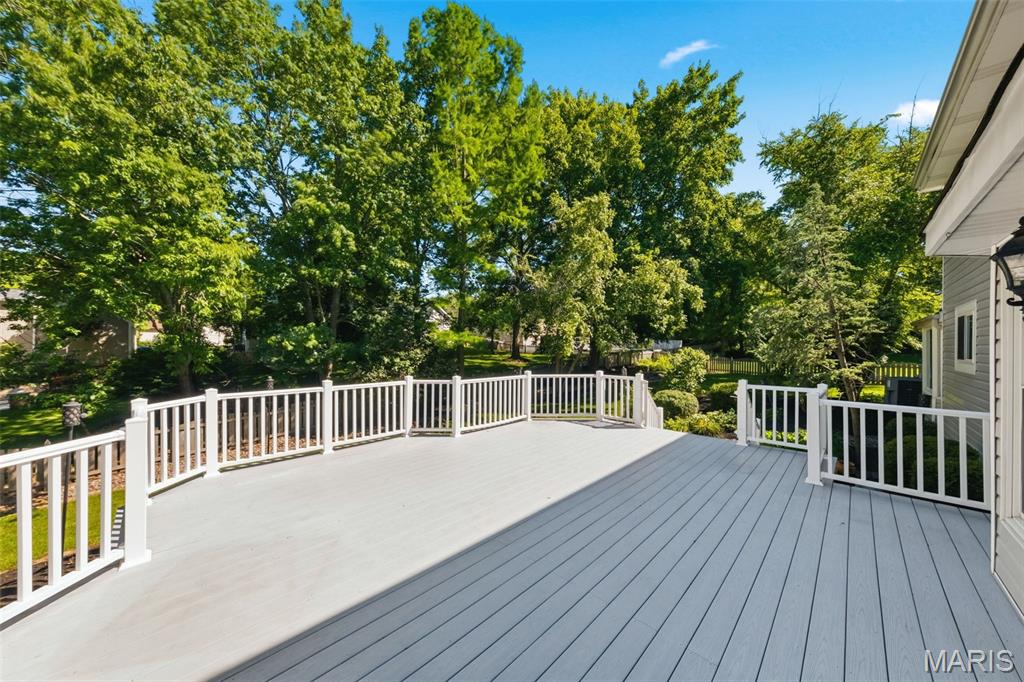 1805 Sumter Ridge Court Chesterfield, MO 63017 - Photo 39 of 47