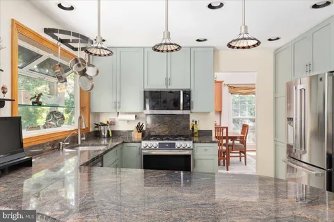 $839,000 | 6765 Blanche Drive, Lorton, VA 22079