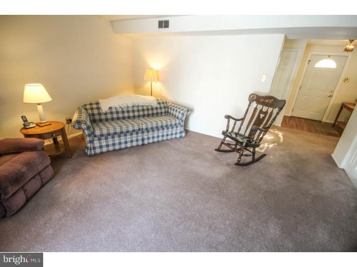 1571 Deer Run Road Warminster, PA 18974 - Photo 12 of 25 Family Room