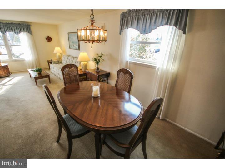 1571 Deer Run Road Warminster, PA 18974 - Photo 7 of 25 Dining Room