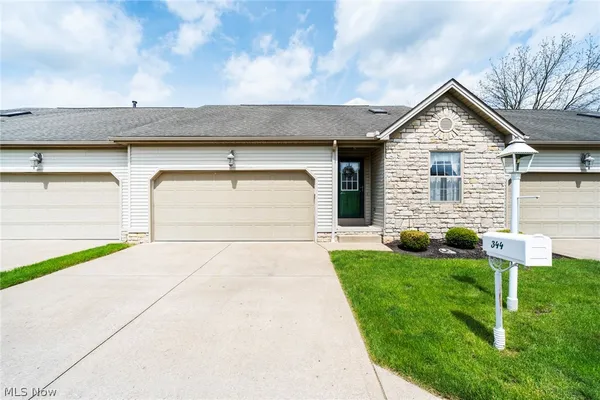 $245,900 | 344 Myron Street, Hubbard, OH 44425