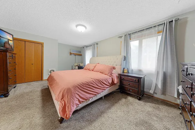 $290,000 | 1128 Highland Avenue, Northfield, MN 55057