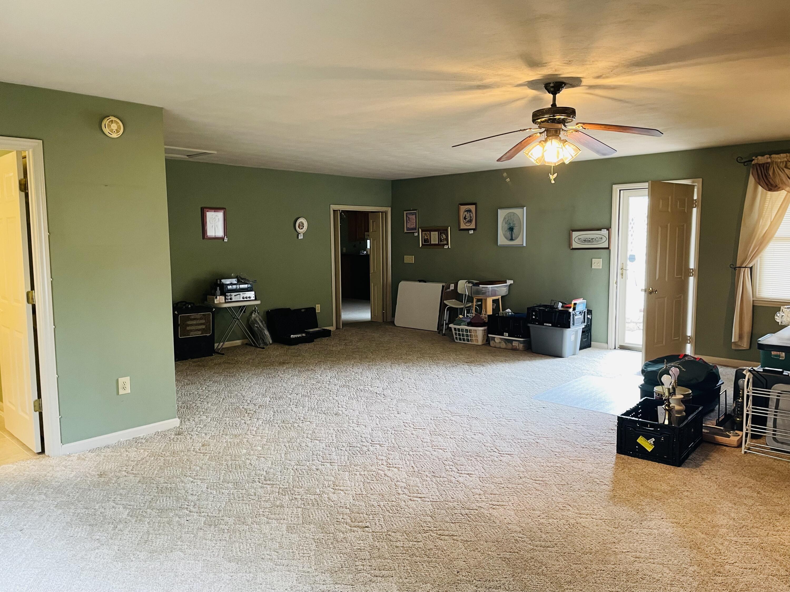 1035 Oyler Road Hardy, VA 24101 - Photo 5 of 70 Big Room-Oyler