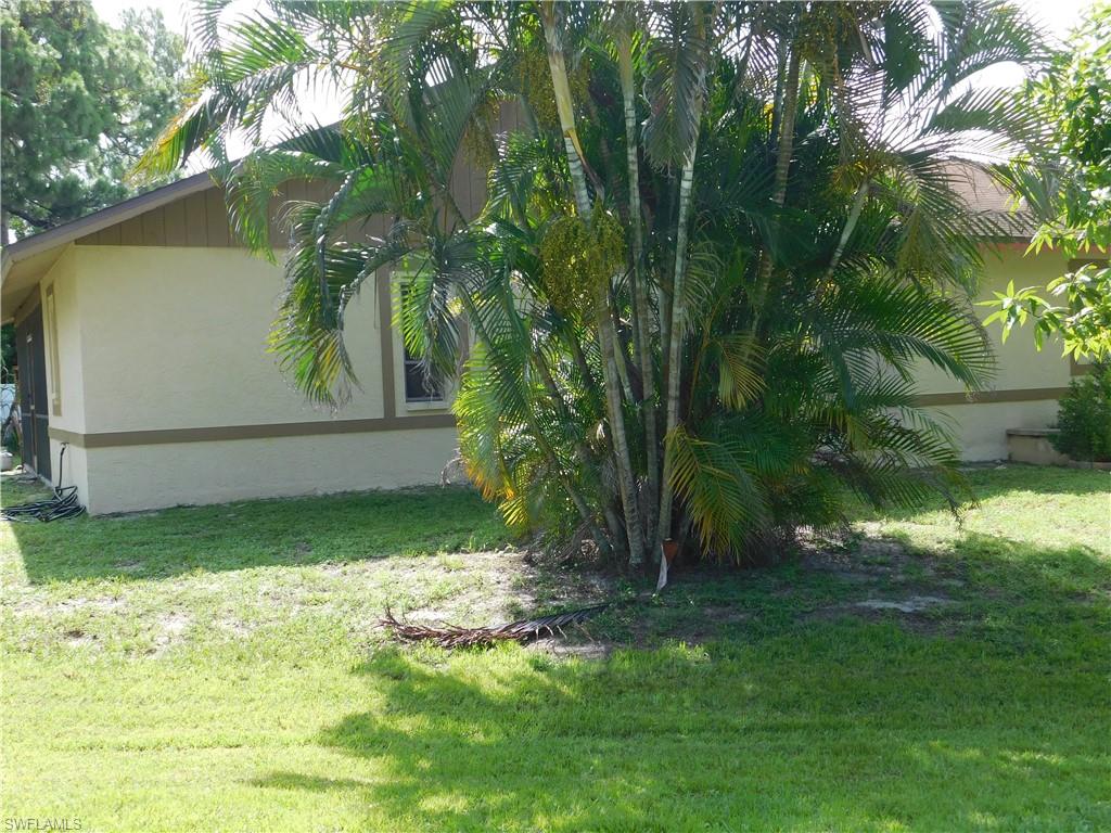 8062 Almo Road Fort Myers, FL 33967 - Photo 4 of 20 E side of the house