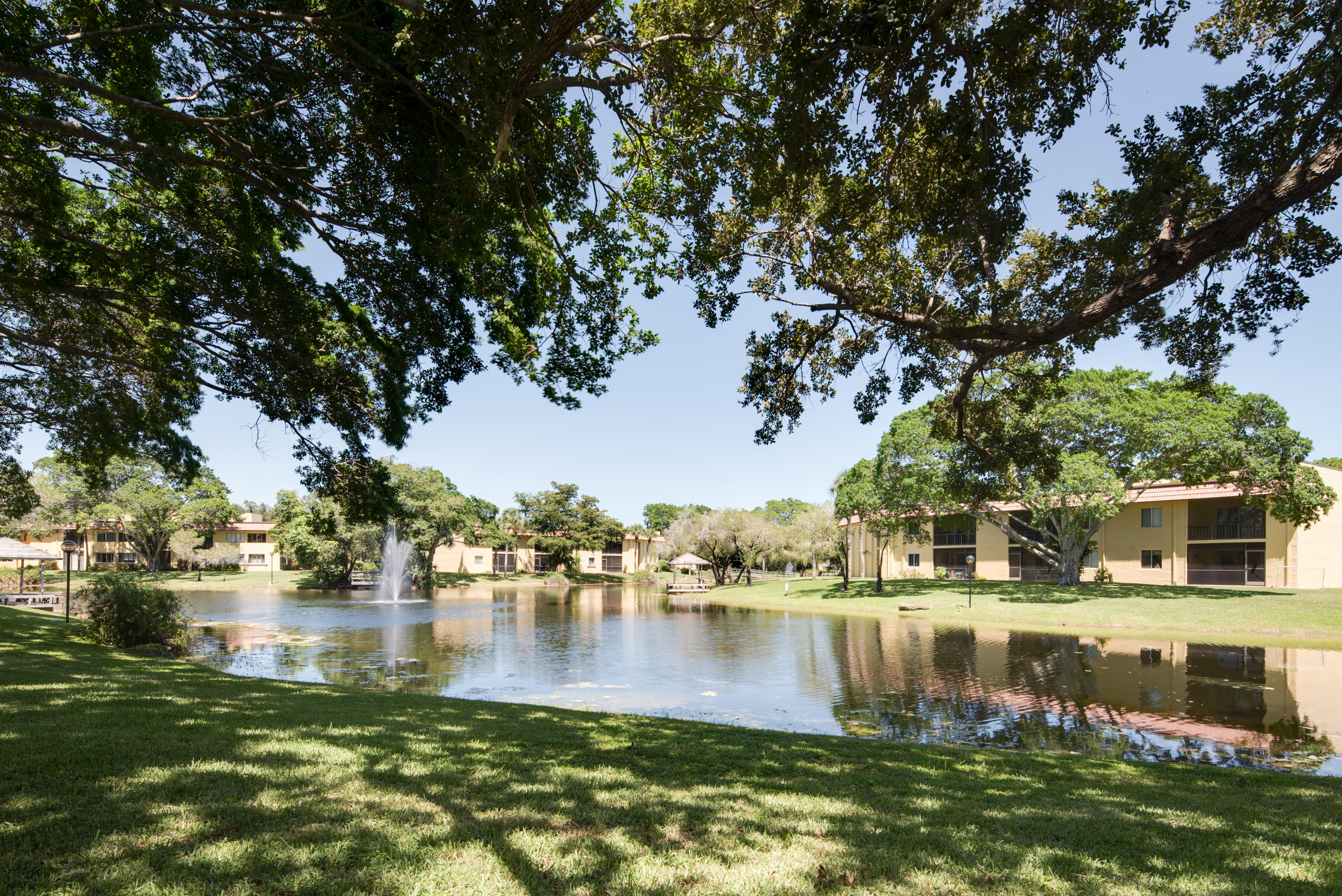 806 Southwest 9th St Circle, Unit 103 Boca Raton, FL 33486 - Photo 20 of 25 020_Your Backyard