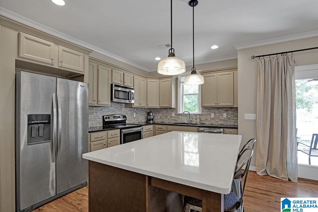 6448 Spring Street Trussville, AL 35173 - Photo 8 of 23