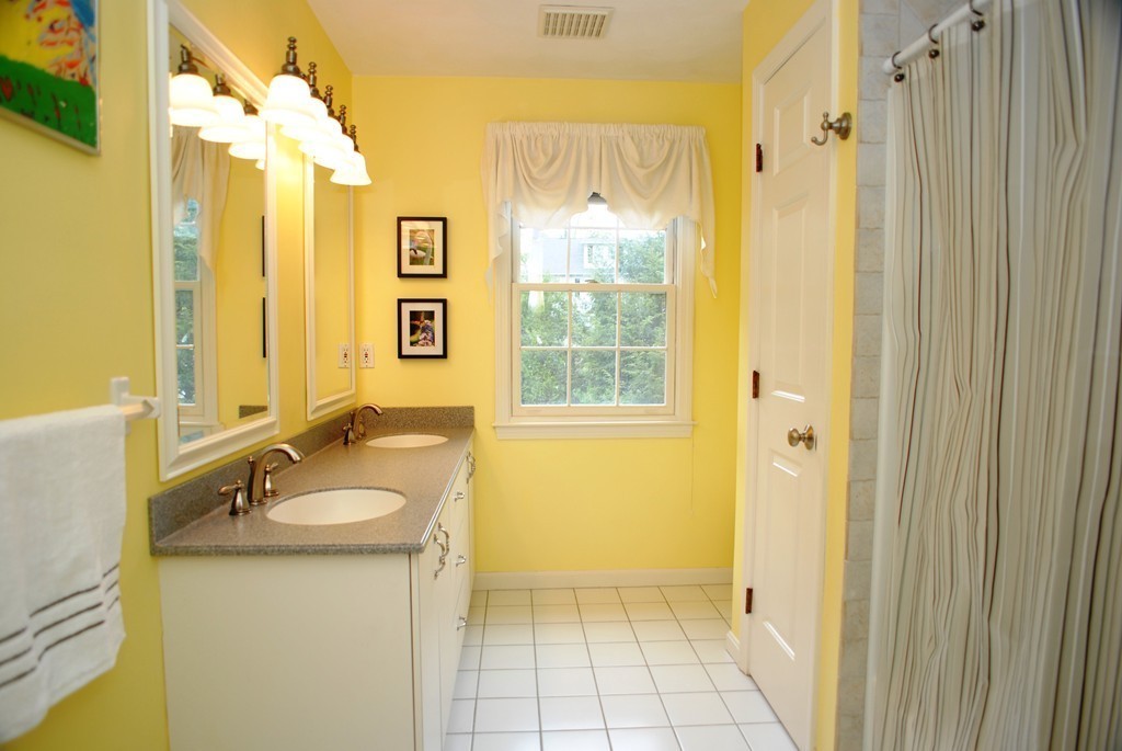 9 Willis Road Sudbury, MA 01776 - Photo 20 of 27 Gallery Image 20