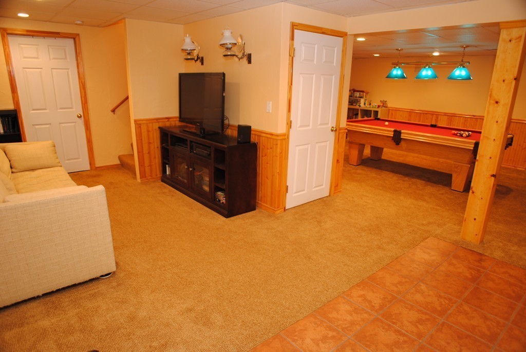 9 Willis Road Sudbury, MA 01776 - Photo 23 of 27 Gallery Image 23