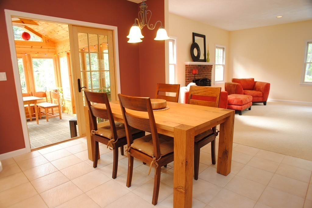 9 Willis Road Sudbury, MA 01776 - Photo 4 of 27 Gallery Image 4