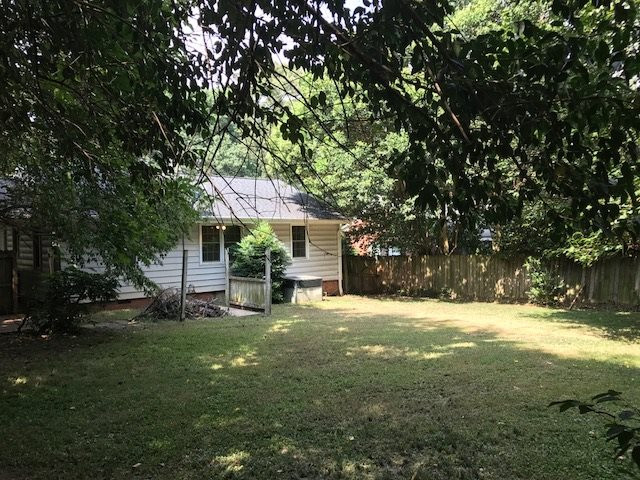 2813 Van Dyke Avenue Raleigh, NC 27607 - Photo 3 of 10 Photo 3