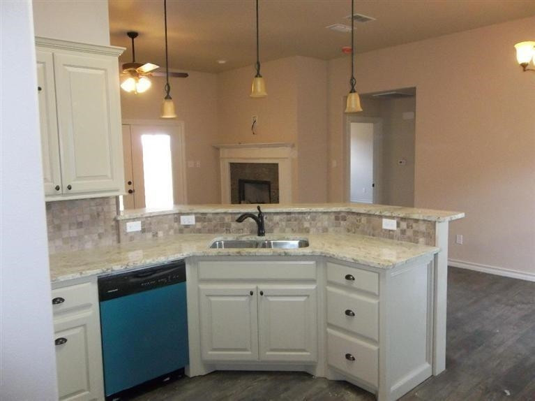 906 11th Street Wolfforth, TX 79382 - Photo 3 of 10 Photo 3