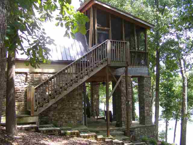 588 Reed Creek Point Hartwell, GA 30643 - Photo 1 of 18